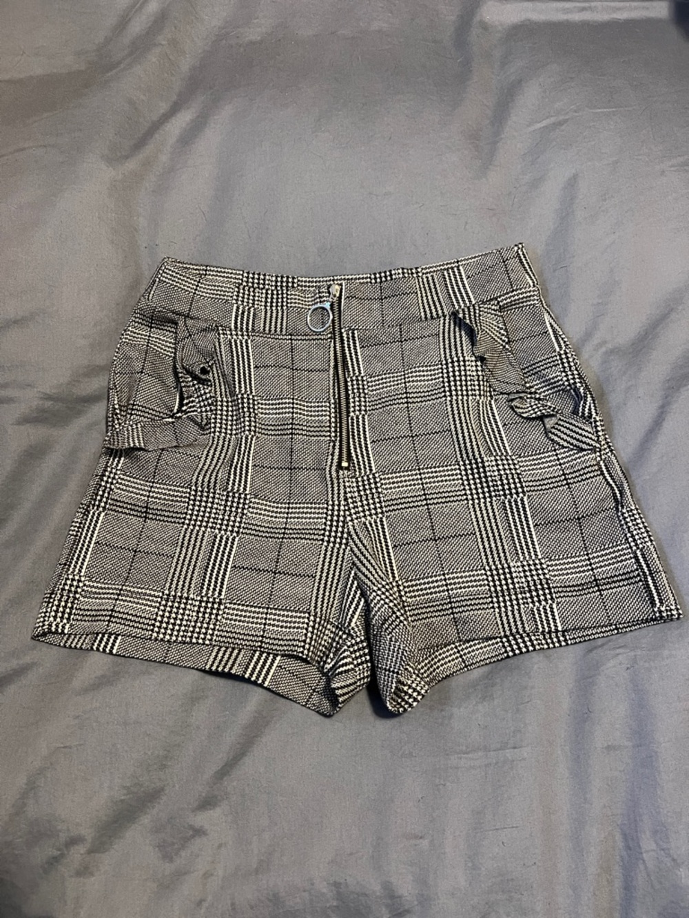 Bershka Plaid High-Waist Women's Shorts - Black/White